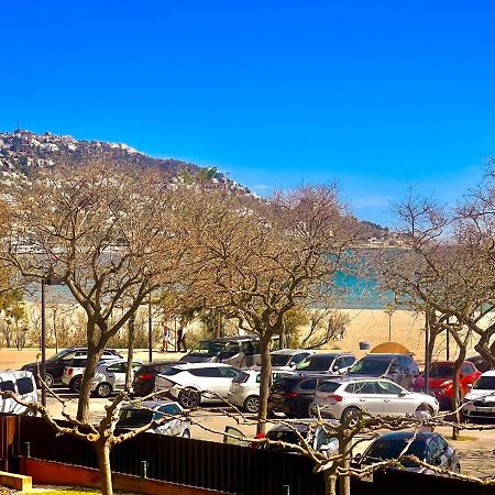 Beautiful Apartment 75M2 With View At The Beach, Pool, Parking Rosas Exteriör bild