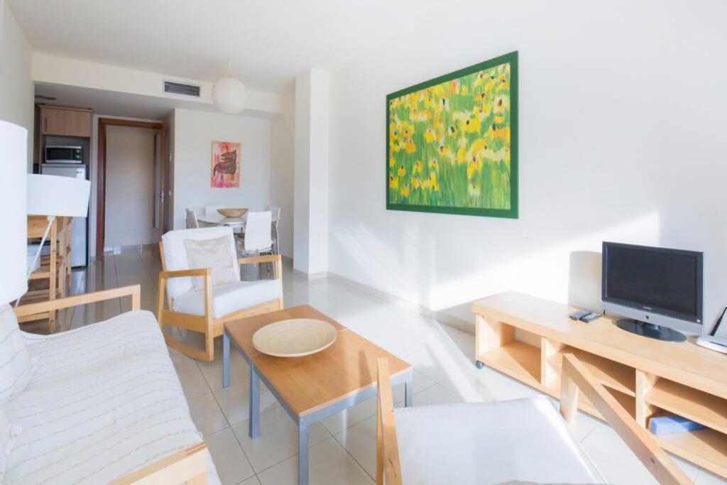 Beautiful Apartment 75M2 With View At The Beach, Pool, Parking Rosas Exteriör bild