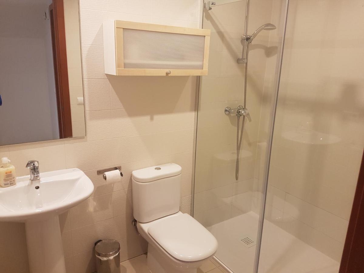 Beautiful Apartment 75M2 With View At The Beach, Pool, Parking Rosas Exteriör bild