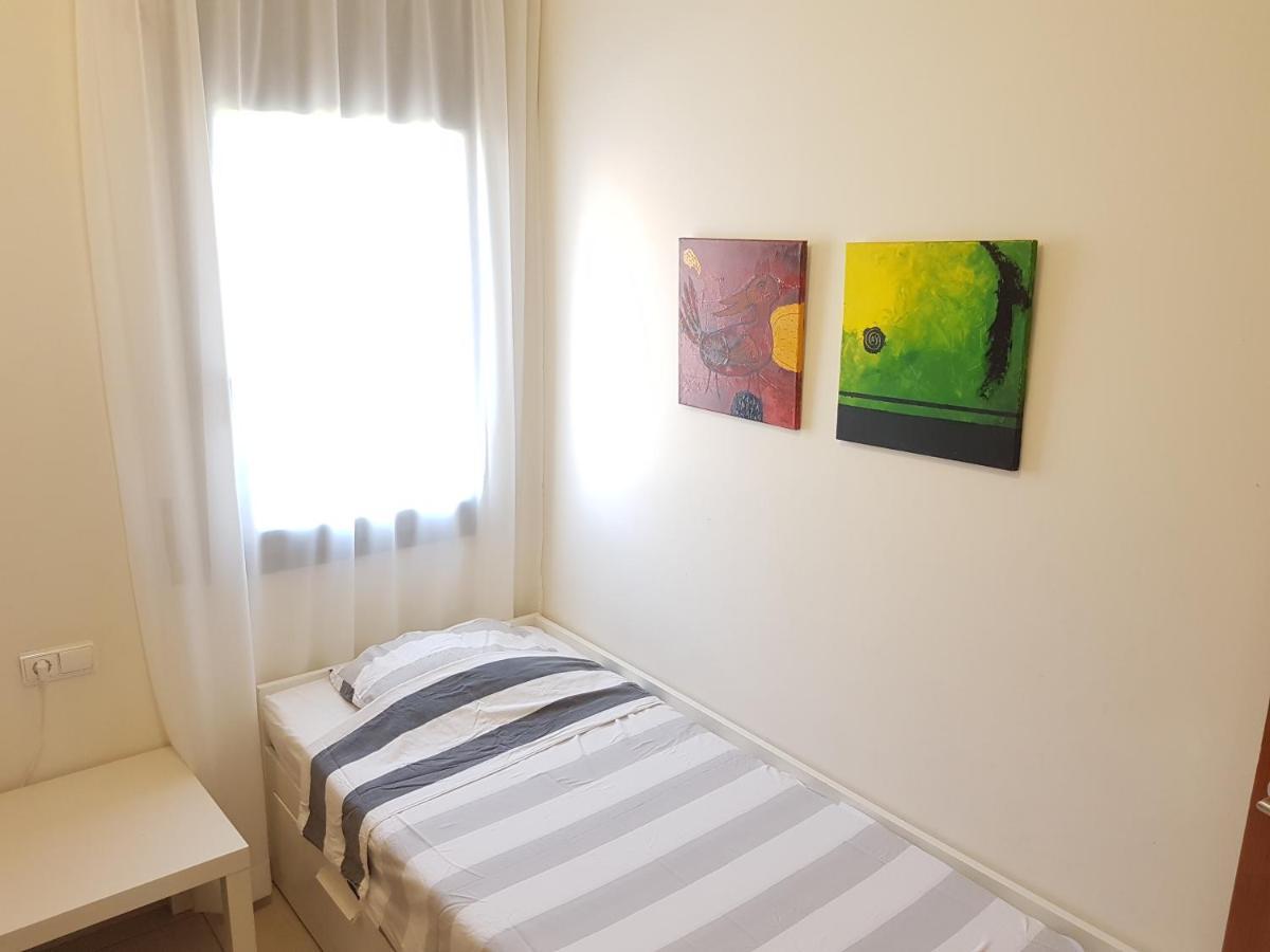 Beautiful Apartment 75M2 With View At The Beach, Pool, Parking Rosas Exteriör bild
