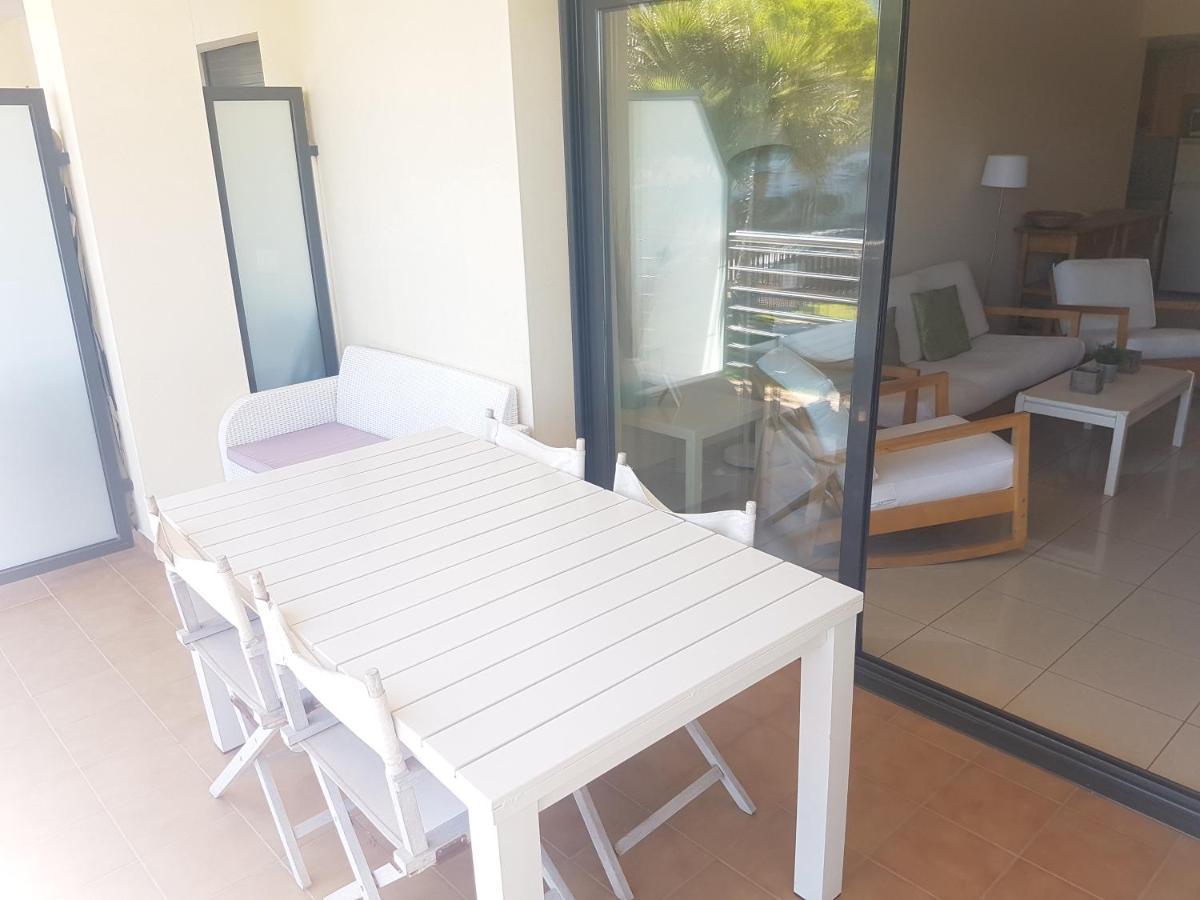 Beautiful Apartment 75M2 With View At The Beach, Pool, Parking Rosas Exteriör bild