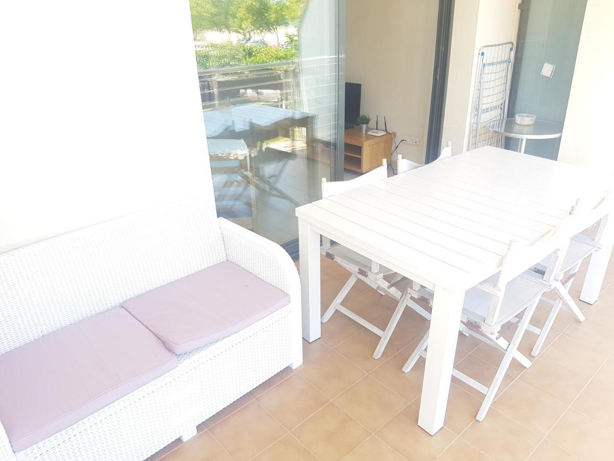Beautiful Apartment 75M2 With View At The Beach, Pool, Parking Rosas Exteriör bild
