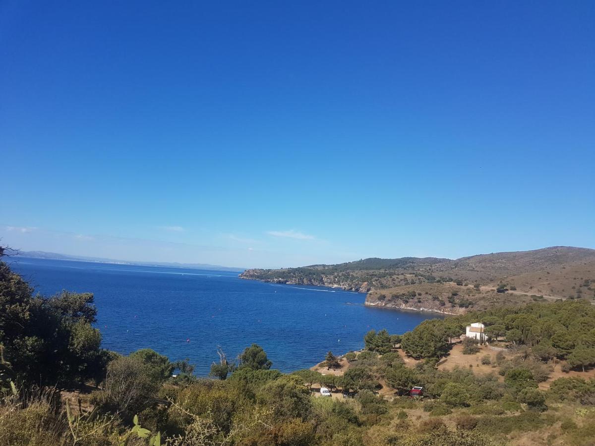 Beautiful Apartment 75M2 With View At The Beach, Pool, Parking Rosas Exteriör bild
